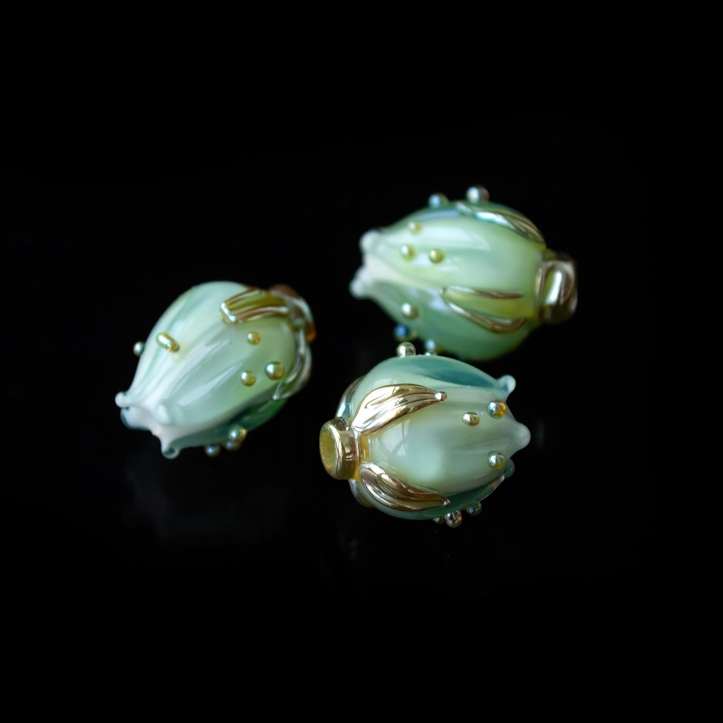 1pc Green Flower Bud Rose Lampwork Beads Handmade Murano Glass