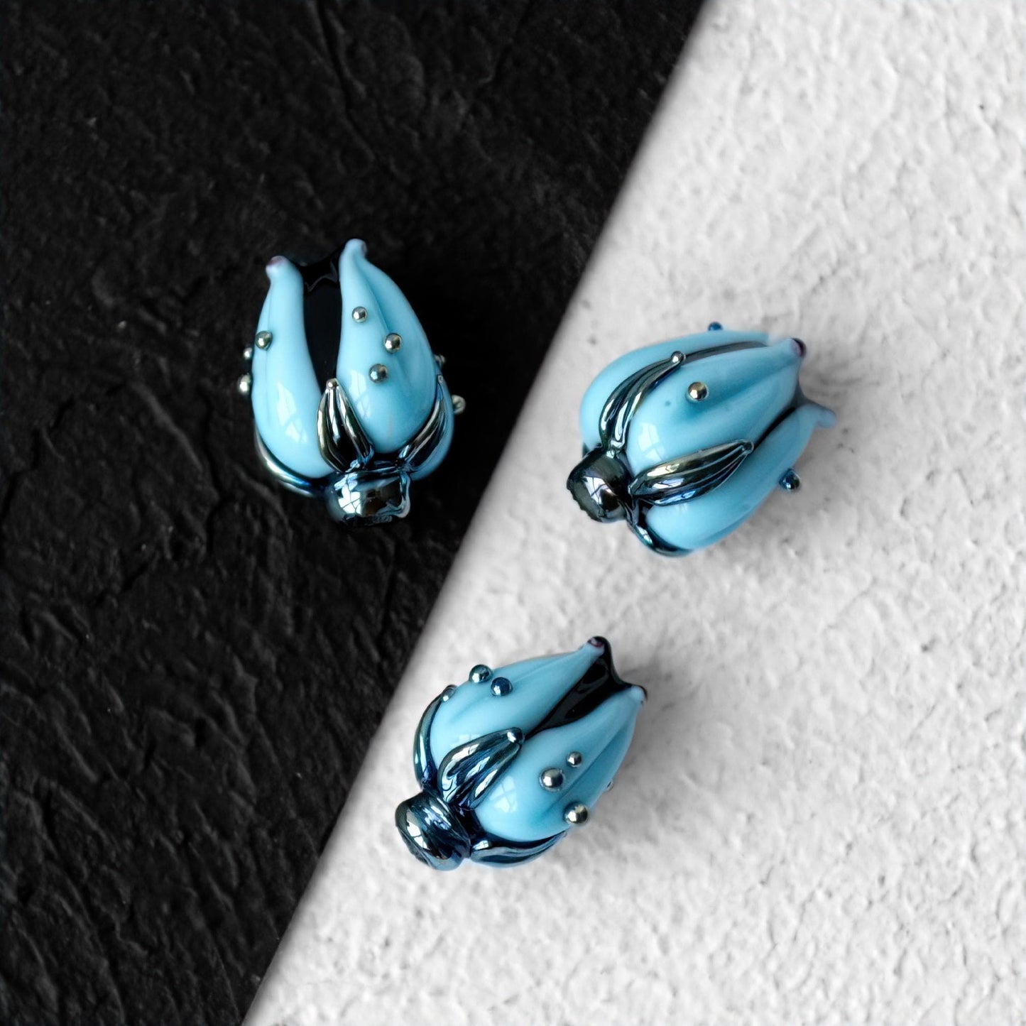 1pc Blue Black Silver Accents Lampwork Glass Floral Tulip Buds